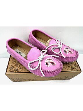 $199 NIB Manitobah Canada Kayak Moccasin Pink  Leather Beaded Shoes Women Sz 8